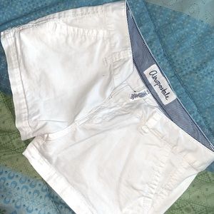 𝑊ℎ𝑖𝑡𝑒 𝑠ℎ𝑜𝑟𝑡𝑠!!!!! 𝑆𝑖𝑧𝑒 1/2!!!💕🌸🌸